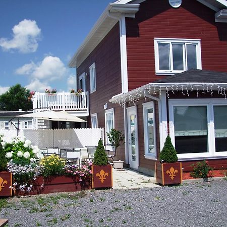 Motel Canadien Trois-Rivières エクステリア 写真