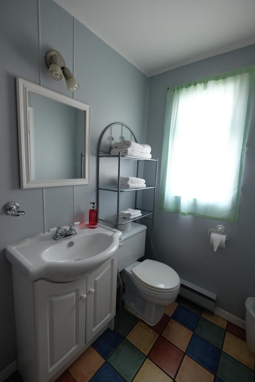 Motel Canadien Trois-Rivières エクステリア 写真